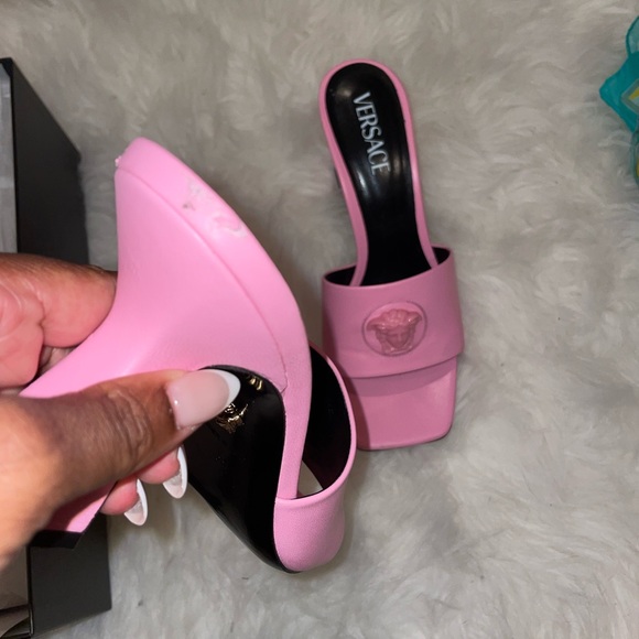 Versace pink heel - Picture 4 of 7
